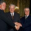 President Clinton, President Yeltsin, and President Leonid Kravchuk
